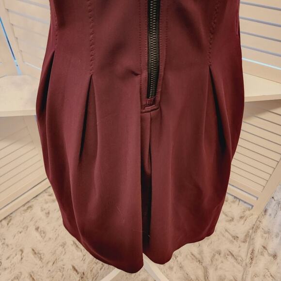 LULULEMON BURGANDY SLEEVELESS FIT FLARE ZIP BACK DRESS SIZE SMALL - Picture 6 of 8